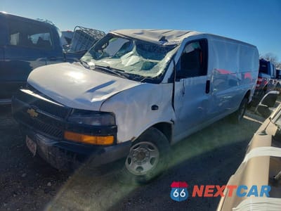 2020 CHEVROLET EXPRESS G2500 1GCWGBFP0L1145477 - główne zdjęcie licytacji z USA - miniatura