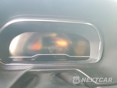 Zdjęcie 9 z 13 samochodu: 2022 CHEVROLET SUBURBAN C1500 LT VIN:1GNSCCKD2NR122502 - miniatura