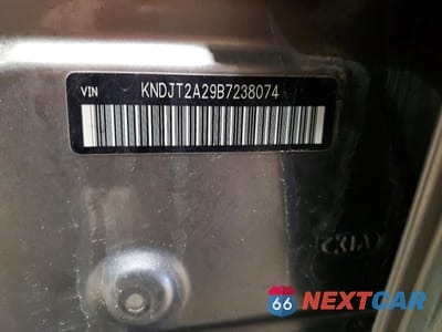 Zdjęcie 12 z 12 samochodu: 2011 KIA SOUL + VIN:KNDJT2A29B7238074 - miniatura