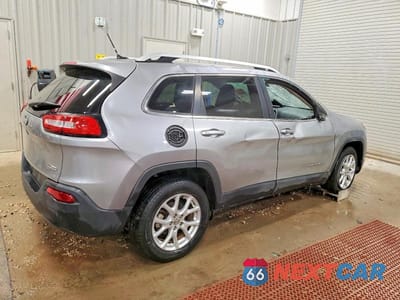 Trzecie zdjęcie samochodu z tyłu: 2015 JEEP CHEROKEE LATITUDE VIN:1C4PJLCB0FW732662 - miniatura