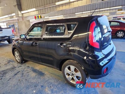 Drugie zdjęcie samochodu z przodu: 2017 KIA SOUL VIN:KNDJN2A21H7885412 - miniatura