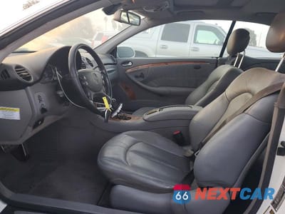 Zdjęcie 7 z 12 samochodu: 2006 MERCEDES-BENZ CLK 350 VIN:WDBTJ56H46F196811 - miniatura