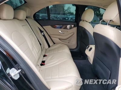 Zdjęcie 10 z 13 samochodu: 2016 MERCEDES-BENZ C 300 4MATIC VIN:WDDWF4KB9GR162395 - miniatura