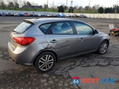 Trzecie zdjęcie samochodu z tyłu: 2012 KIA FORTE EX VIN:KNAFU5A23C5496170 - miniatura