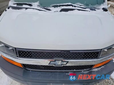 Zdjęcie 12 z 13 samochodu: 2018 CHEVROLET EXPRESS 2500 DELIVERY VAN VIN:1GCWGAFP2J1207162 - miniatura