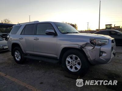 Czwarte zdjęcie samochodu z boku: 2016 TOYOTA 4RUNNER SR5 VIN:JTEZU5JR8G5136231 - miniatura
