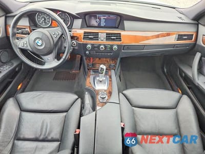 Zdjęcie 8 z 12 samochodu: 2010 BMW 535 XI VIN:WBANV9C57AC137405 - miniatura