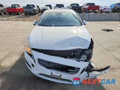 Piąte zdjęcie samochodu w środku: 2012 VOLVO S60 T5 VIN:YV1622FS9C2021098 - miniatura