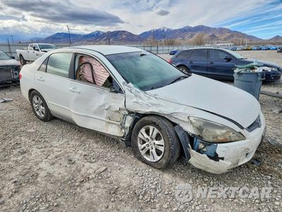 Czwarte zdjęcie samochodu z boku: 2005 HONDA ACCORD LX VIN:1HGCM56465L001203 - miniatura
