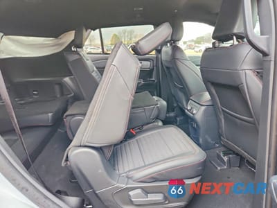 Zdjęcie 11 z 14 samochodu: 2026 FORD EXPLORER ST-LINE VIN:1FMUK7KH6TGA17884 - miniatura