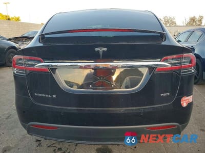Zdjęcie 6 z 12 samochodu: 2017 TESLA MODEL X VIN:5YJXCBE27HF051438 - miniatura