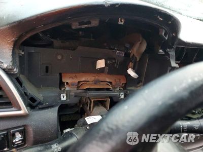 Zdjęcie 9 z 13 samochodu: 2017 NISSAN SENTRA S VIN:3N1AB7AP7HY314705 - miniatura