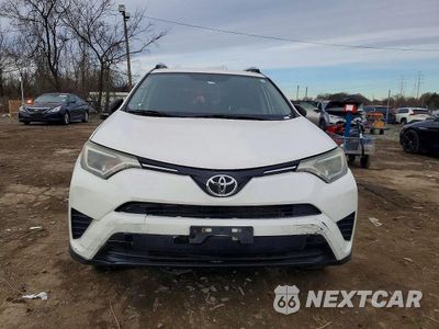 Piąte zdjęcie samochodu w środku: 2016 TOYOTA RAV4 LE VIN:JTMBFREVXGJ062378 - miniatura