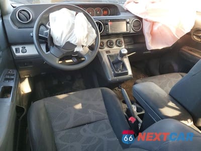 Zdjęcie 8 z 12 samochodu: 2015 TOYOTA SCION XB VIN:JTLZE4FE8FJ074423 - miniatura