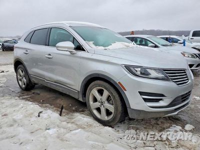 Czwarte zdjęcie samochodu z boku: 2017 LINCOLN MKC PREMIERE VIN:5LMCJ1C9XHUL50226 - miniatura