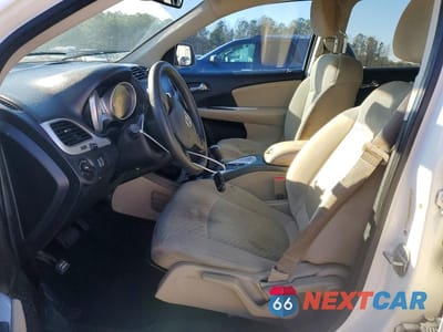 Zdjęcie 7 z 14 samochodu: 2019 DODGE JOURNEY SE VIN:3C4PDCAB9KT858965 - miniatura