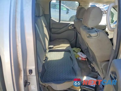 Zdjęcie 10 z 11 samochodu: 2009 NISSAN FRONTIER SE V6 VIN:1N6AD07U79C427220 - miniatura