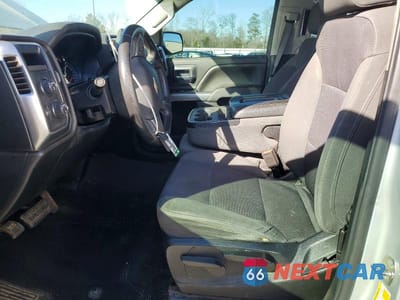Zdjęcie 7 z 11 samochodu: 2018 CHEVROLET SILVERADO K1500 LT VIN:1GCVKREH0JZ362829 - miniatura
