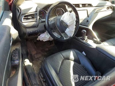 Zdjęcie 8 z 12 samochodu: 2020 TOYOTA CAMRY SE VIN:4T1G11AK5LU359015 - miniatura