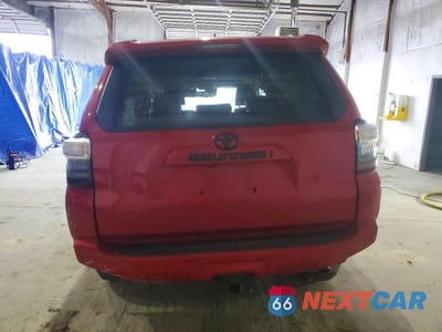 Zdjęcie 6 z 13 samochodu: 2021 TOYOTA 4RUNNER SR5/SR5 PREMIUM VIN:JTENU5JRXM5953629 - miniatura