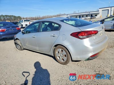 Drugie zdjęcie samochodu z przodu: 2018 KIA FORTE LX VIN:3KPFK4A71JE197504 - miniatura