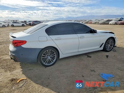 Trzecie zdjęcie samochodu z tyłu: 2019 BMW 5 SERIES VIN:WBAJE5C53KG919511 - miniatura