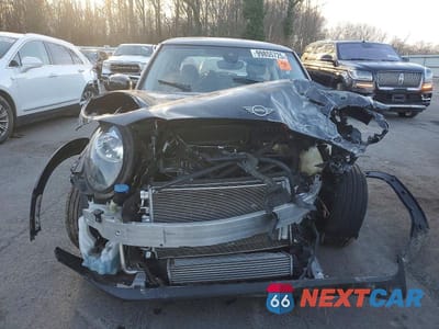 Piąte zdjęcie samochodu w środku: 2021 MINI COOPER VIN:WMWXR3C07M2N87791 - miniatura