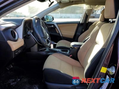 Zdjęcie 7 z 13 samochodu: 2017 TOYOTA RAV4 XLE VIN:2T3RFREV8HW600867 - miniatura