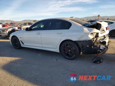 Drugie zdjęcie samochodu z przodu: 2022 BMW 530E VIN:WBA13AG01NCJ51181 - miniatura