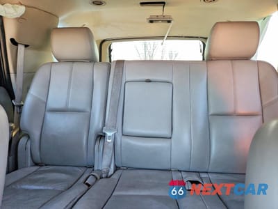 Zdjęcie 10 z 14 samochodu: 2014 CHEVROLET TAHOE C1500 LT VIN:1GNSCBE01ER217264 - miniatura