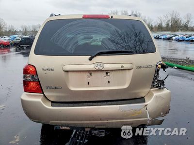 Zdjęcie 6 z 13 samochodu: 2004 TOYOTA HIGHLANDER VIN:JTEEP21A040036082 - miniatura