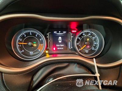 Zdjęcie 9 z 13 samochodu: 2015 JEEP CHEROKEE LATITUDE VIN:1C4PJMCSXFW541319 - miniatura
