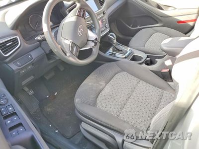 Zdjęcie 7 z 12 samochodu: 2018 HYUNDAI IONIQ BLUE VIN:KMHC65LCXJU074949 - miniatura