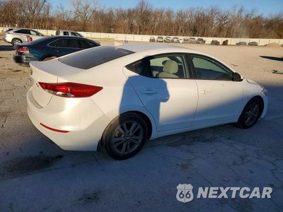 Trzecie zdjęcie samochodu z tyłu: 2018 HYUNDAI ELANTRA SEL VIN:5NPD84LFXJH270830 - miniatura