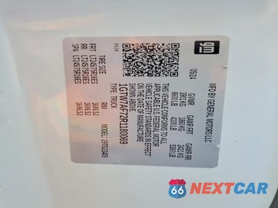 Zdjęcie 12 z 13 samochodu: 2024 GMC SAVANA G2500 VIN:1GTW7AF72R1180069 - miniatura
