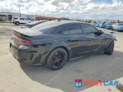 Trzecie zdjęcie samochodu z tyłu: 2022 DODGE CHARGER SCAT PACK VIN:2C3CDXGJ4NH191616 - miniatura
