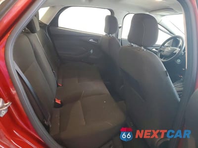 Zdjęcie 10 z 12 samochodu: 2018 FORD FOCUS SE VIN:1FADP3F25JL276879 - miniatura