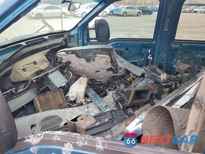 Zdjęcie 7 z 13 samochodu: 2002 FORD F350 SUPER DUTY VIN:1FTWW33F12EB01175 - miniatura