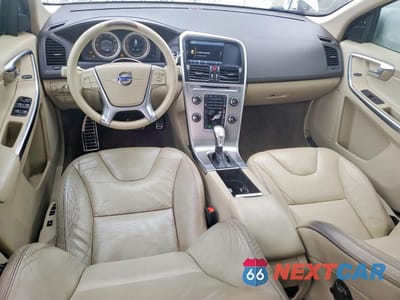 Zdjęcie 8 z 13 samochodu: 2013 VOLVO XC60 3.2 VIN:YV4952DL5D2444796 - miniatura