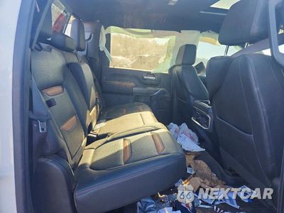 Zdjęcie 10 z 11 samochodu: 2023 GMC SIERRA K2500 AT4 VIN:1GT49PEY8PF245702 - miniatura