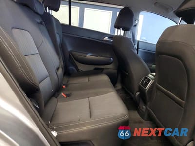 Zdjęcie 10 z 13 samochodu: 2022 KIA SPORTAGE LX VIN:KNDPMCAC6N7991779 - miniatura
