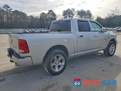 Trzecie zdjęcie samochodu z tyłu: 2017 RAM 1500 ST VIN:3C6RR6KT1HG504661 - miniatura