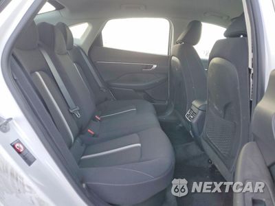 Zdjęcie 10 z 14 samochodu: 2023 HYUNDAI SONATA HYBRID VIN:KMHL24JJ0PA077649 - miniatura