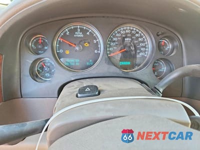 Zdjęcie 9 z 13 samochodu: 2014 CHEVROLET SUBURBAN K1500 LTZ VIN:1GNSKKE70ER163214 - miniatura