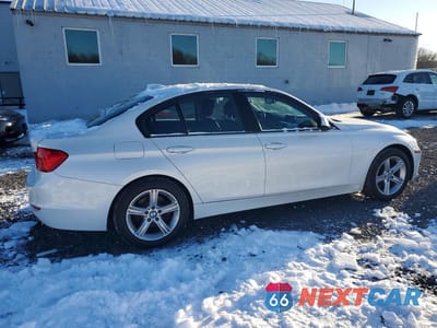 Trzecie zdjęcie samochodu z tyłu: 2013 BMW 328 XI SULEV VIN:WBA3B5G50DNP40501 - miniatura