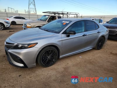 2021 TOYOTA CAMRY SE 4T1T11AK8MU481061 - główne zdjęcie licytacji z USA - miniatura