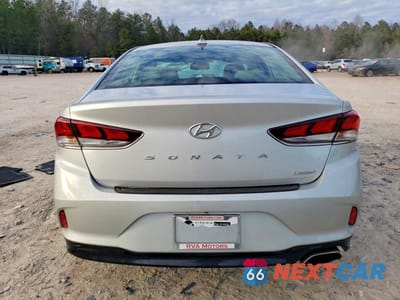 Zdjęcie 6 z 12 samochodu: 2018 HYUNDAI SONATA SPORT VIN:5NPE34AF9JH672392 - miniatura