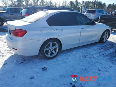 Trzecie zdjęcie samochodu z tyłu: 2015 BMW 328 I VIN:WBA3A5C58FF607670 - miniatura