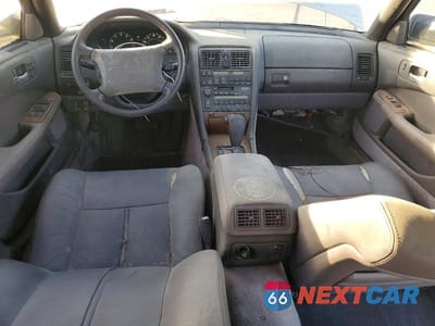 Zdjęcie 8 z 11 samochodu: 1999 LEXUS LS 400 VIN:JT8UF11E0P0177642 - miniatura