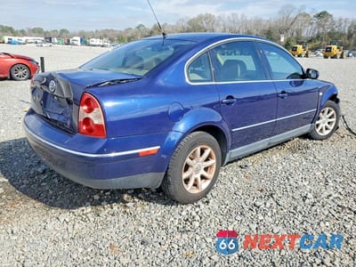 Trzecie zdjęcie samochodu z tyłu: 2004 VOLKSWAGEN PASSAT GLS VIN:WVWPD63B34E060561 - miniatura